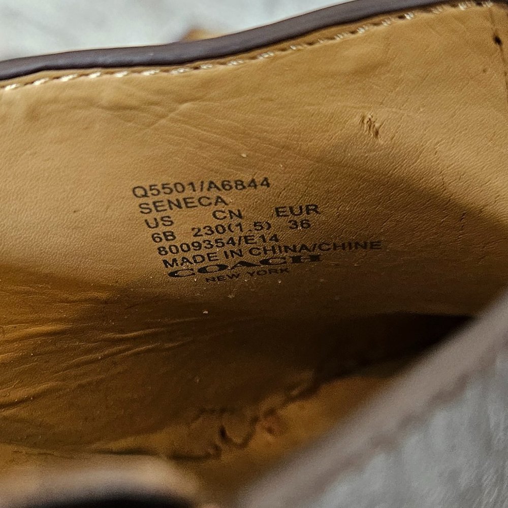 Vintage Coach Seneca Brown Leather Ankle Boots - Picture 9 of 11